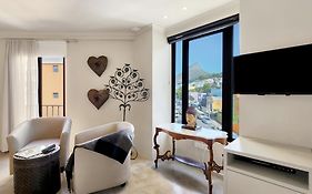 Rouge On Rose Boutique Hotel